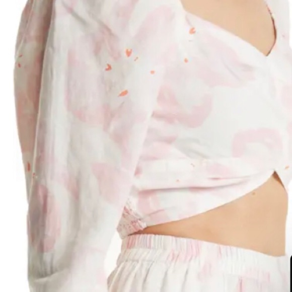 Something Navy Crop Top - Picture 6 of 7